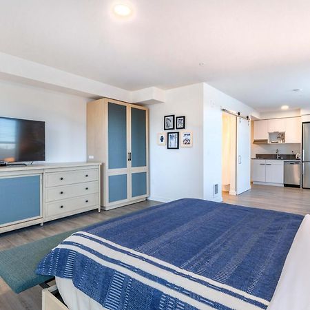 Marina Square Suites Бремертон Экстерьер фото