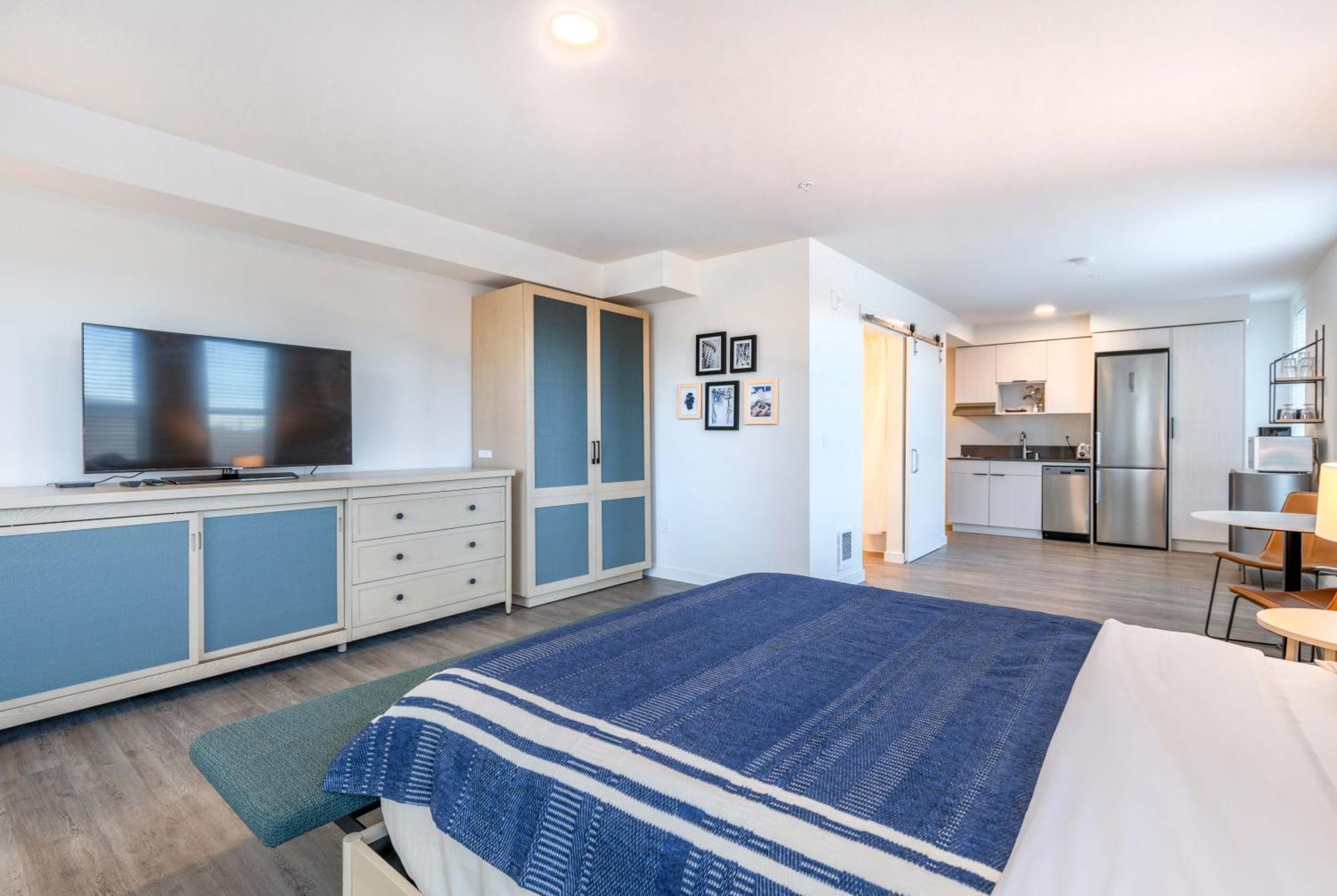 Marina Square Suites Бремертон Экстерьер фото