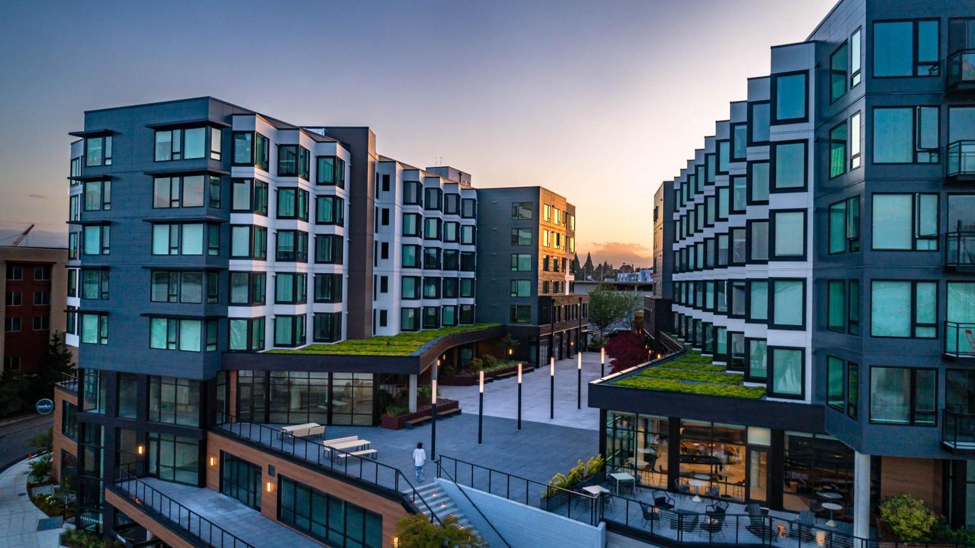 Marina Square Suites Бремертон Экстерьер фото