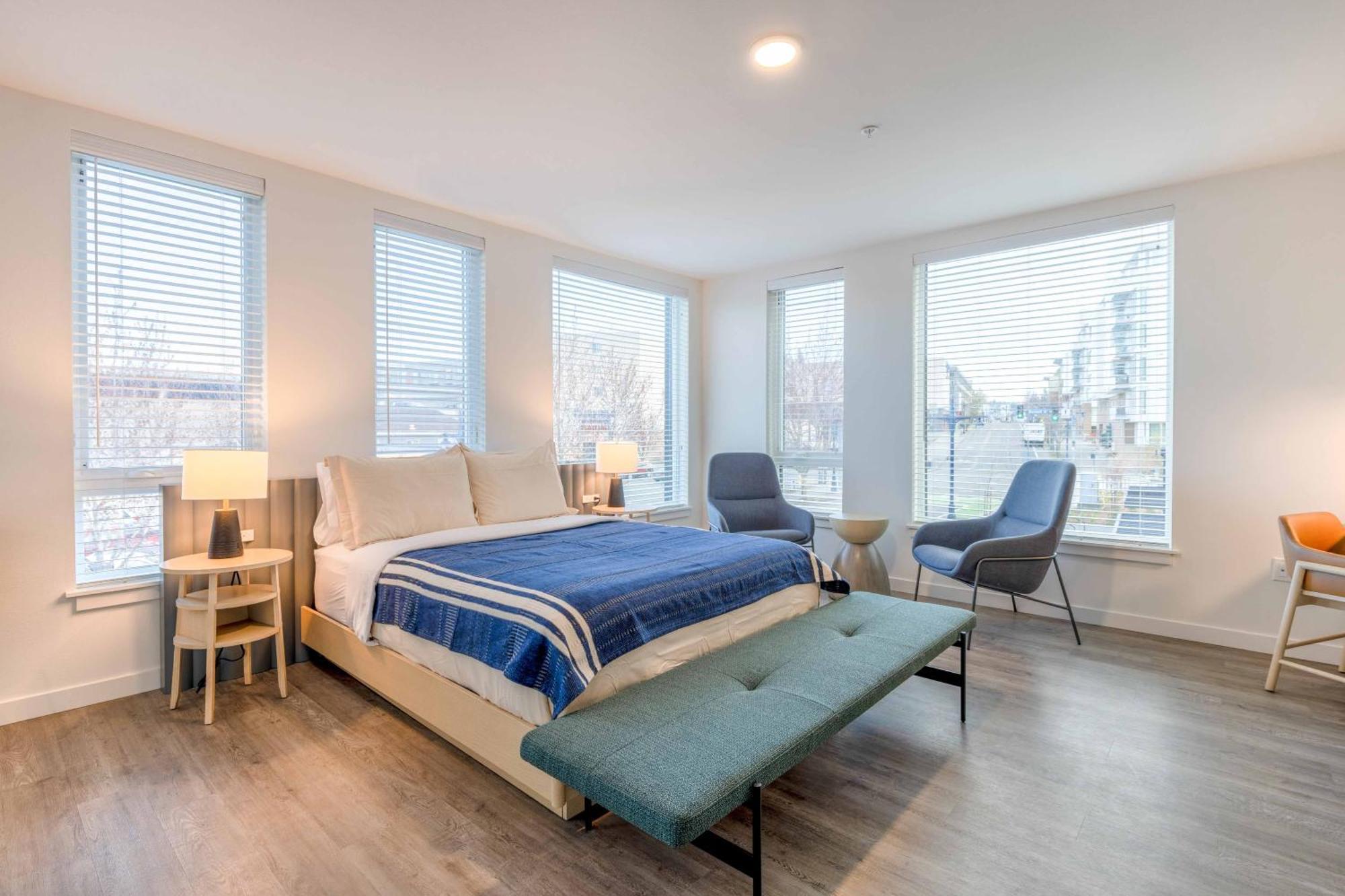 Marina Square Suites Бремертон Экстерьер фото